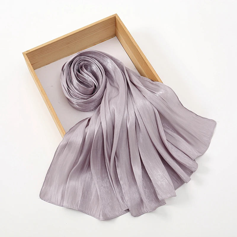 Premium Shimmer Silk Hijab – Lyxig Medine Silk Sjalscarf ✨