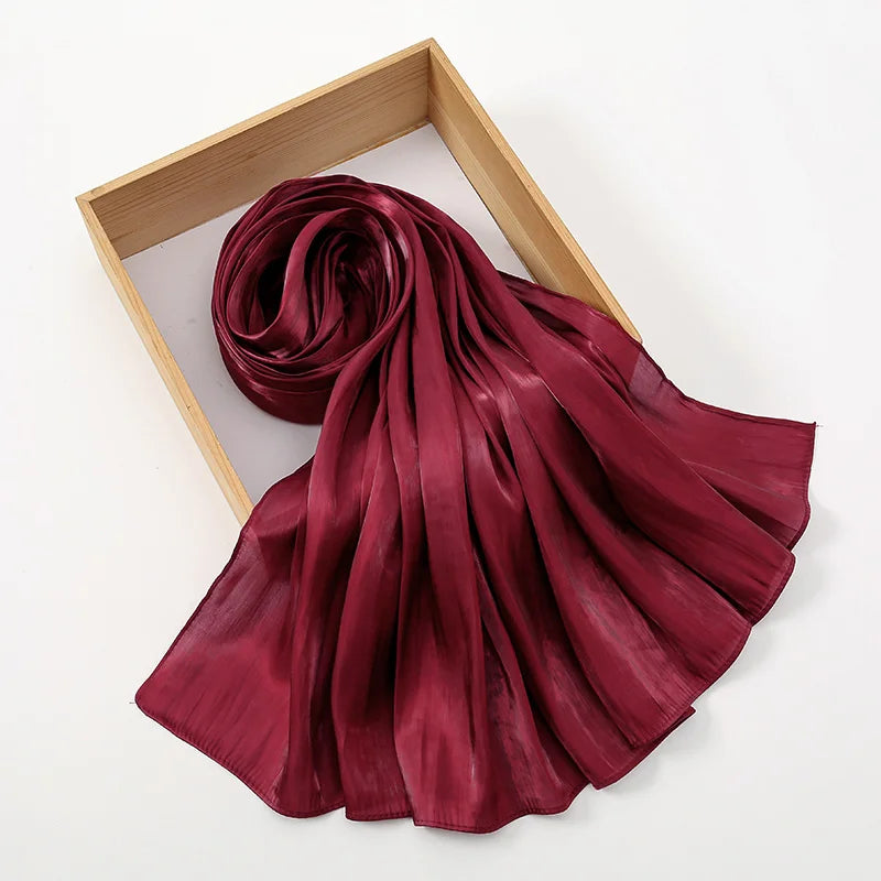 Premium Shimmer Silk Hijab – Lyxig Medine Silk Sjalscarf ✨