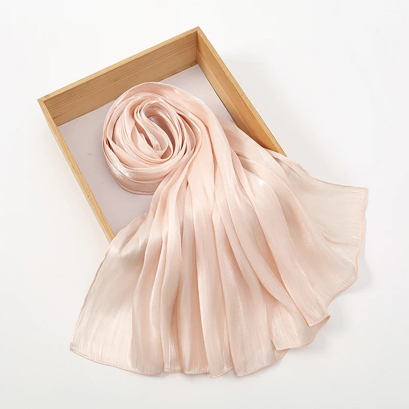 Premium Shimmer Silk Hijab – Lyxig Medine Silk Sjalscarf ✨